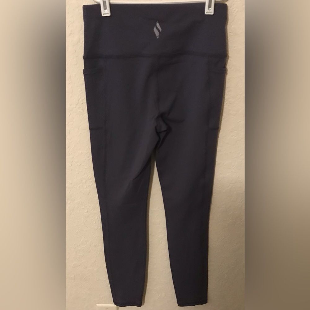 2 Pair Skechers Women’s Leggings with Pockets - Picture 4 of 6
